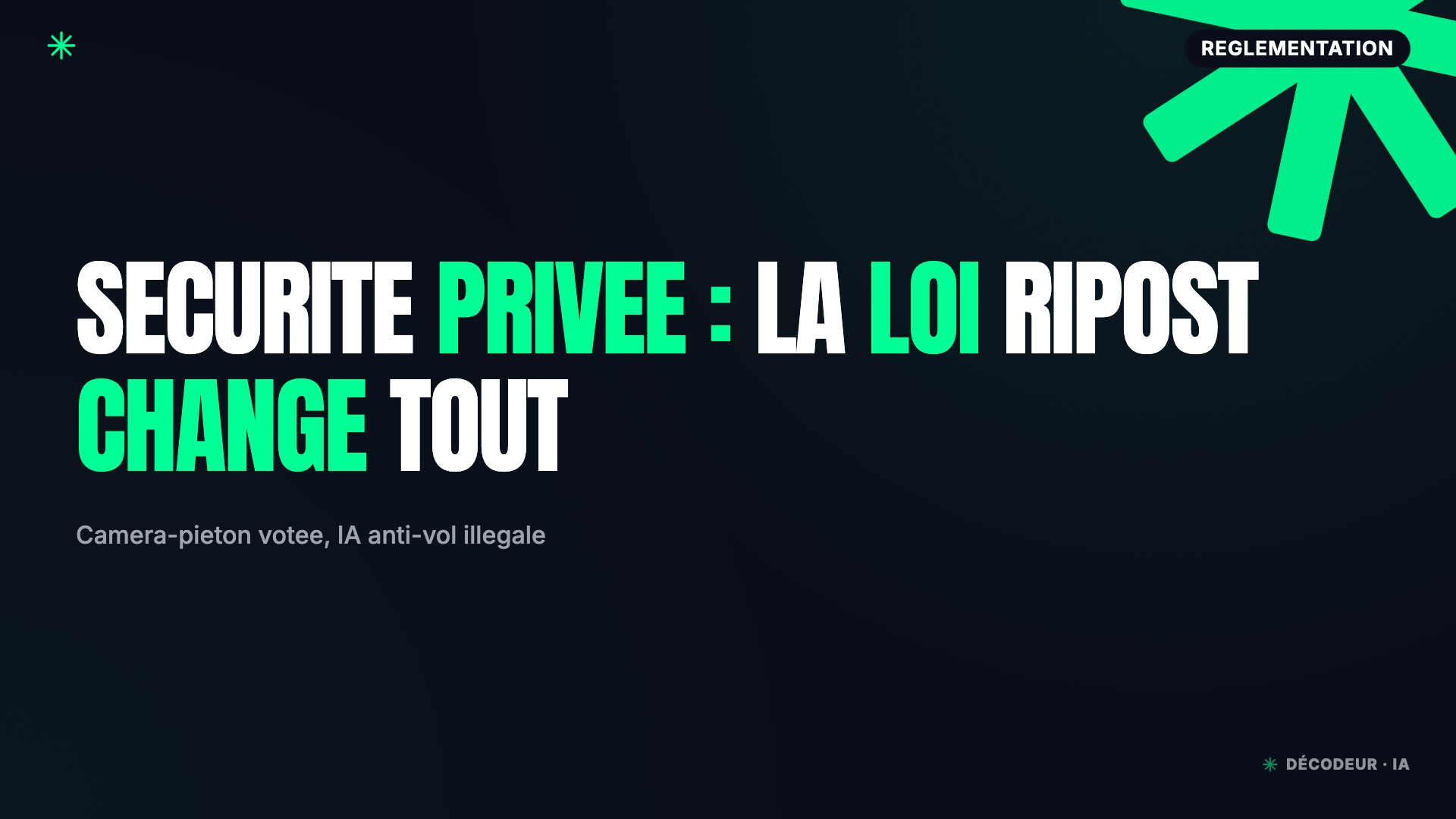 Agent de sécurité devant un poste de supervision vidéo avec analyse automatique des images